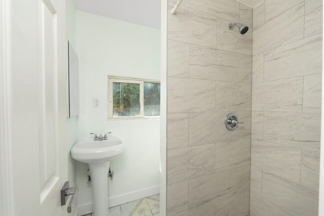 Photo - 2165 Sepulveda Ave