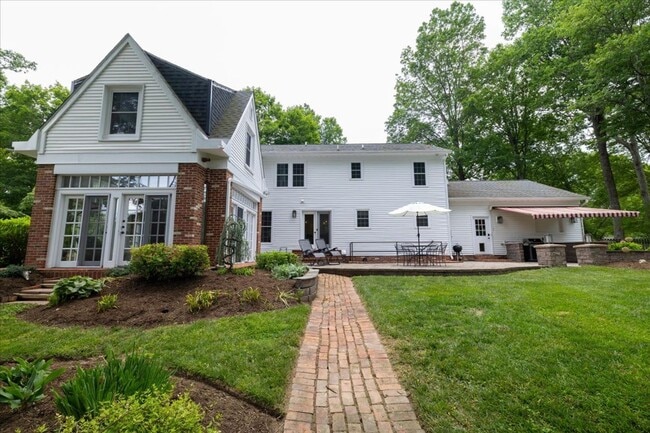 Photo - Spacious Home with Fenced Yard Exclusive Access to Hethwood Amenities