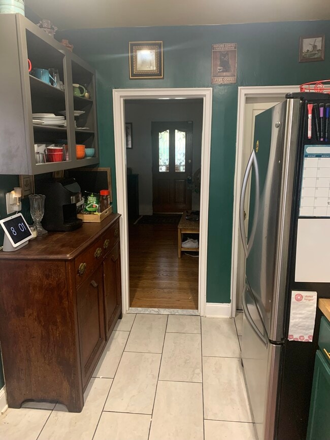 Photo - 143 N Edgewood St