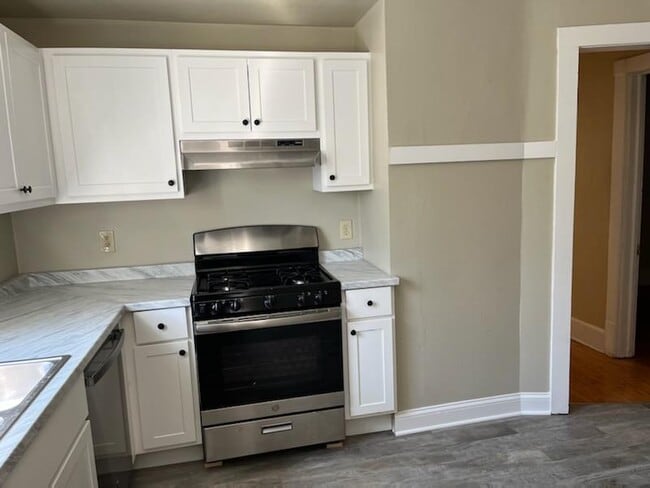 Photo - 2854 N Downer Ave Unit Lower