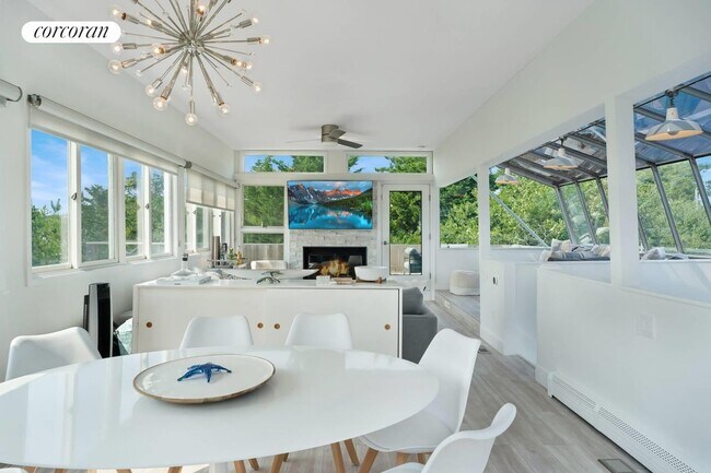 Photo - 23 Deerfield Ln