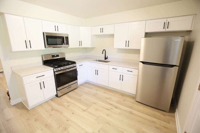 Photo - 3131 Copley St SW Unit #A