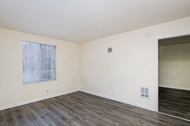 Photo - Updated Green Hills Condo! Unit B4