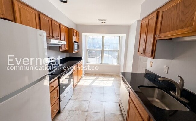 2864 Lester Lee Ct