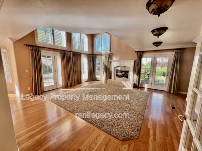 Photo - 2552 Cotswold Hill Dr