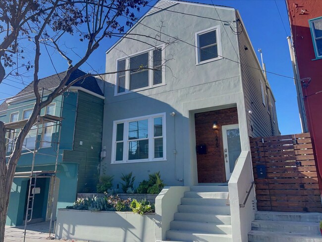 2 Bed, 2 Bath - Top Floor Modern Mission C... - 2 Bed, 2 Bath - Top Floor Modern Mission C... House