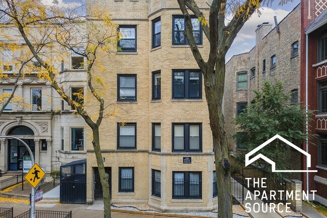 Photo - 648.5 W Roscoe St Unit 2S
