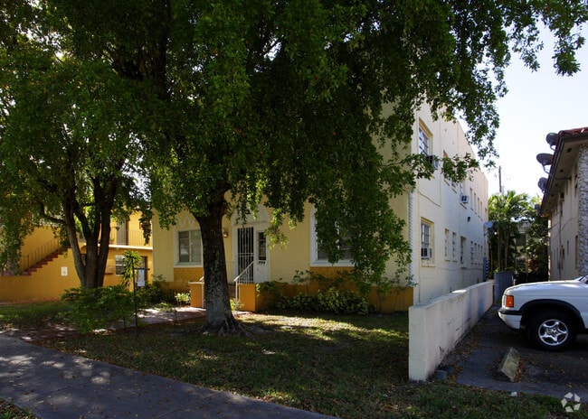 Photo - 230 Salamanca Ave