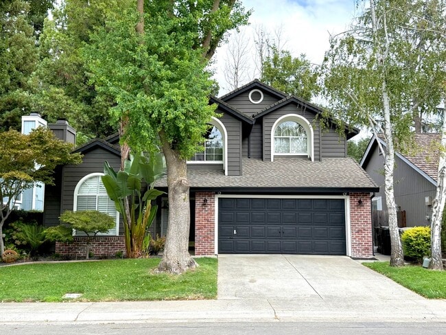 Photo - 2338 La Lima Way