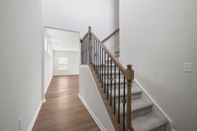 Photo - Almost Brand New Home 4 Bedroom with 2.5 baths