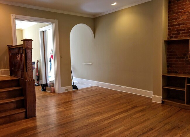 Photo - 140 Tennessee Ave NE