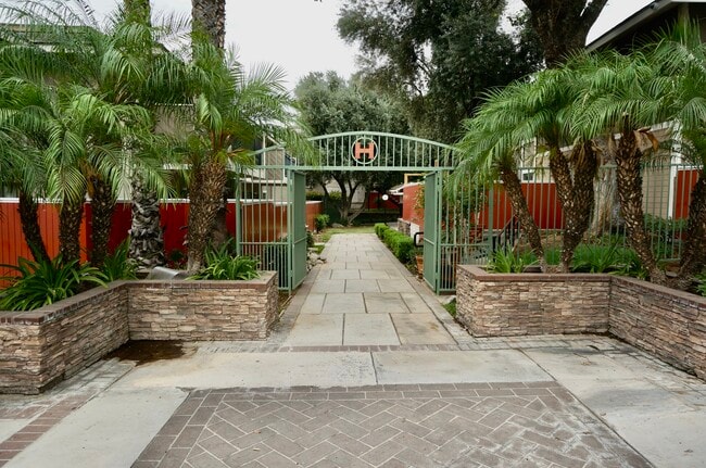 Photo - Highlander Pointe Apartments