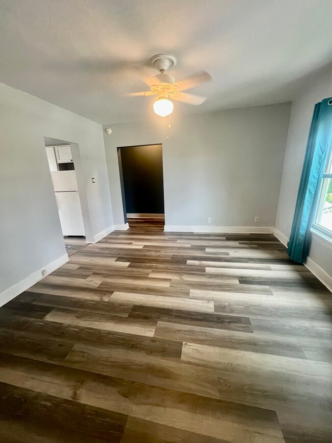 Photo - 5432 25th Ave Unidad Upper