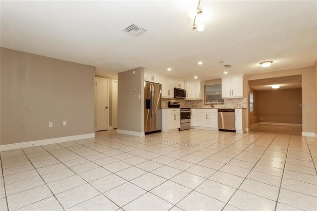 Photo - 9226 Rainbow Ln