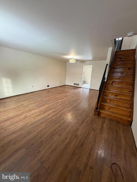 Photo - 122 Annabelle Ave