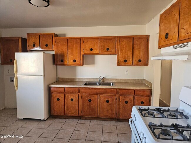 Photo - 517 De Soto Ave