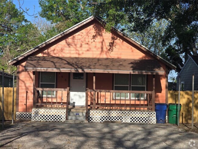 Building Photo - 846 S Morgan St Rental