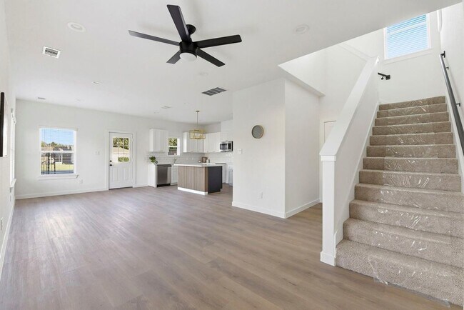 Photo - 6417 Eastland St Unidad A