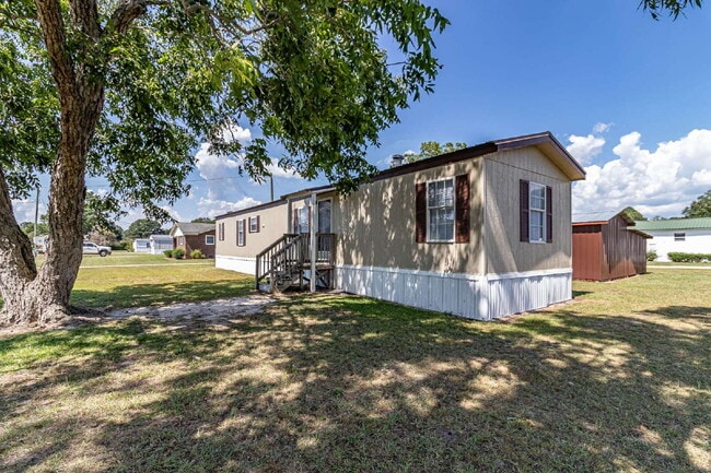 Photo - *Great Location!* 2 Bedroom | 2 Bathroom Singlewide in Goldsboro *Lawn Care Included!*