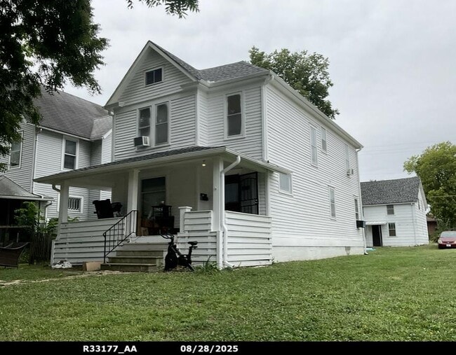 Building Photo - 1267 SW Harrison St