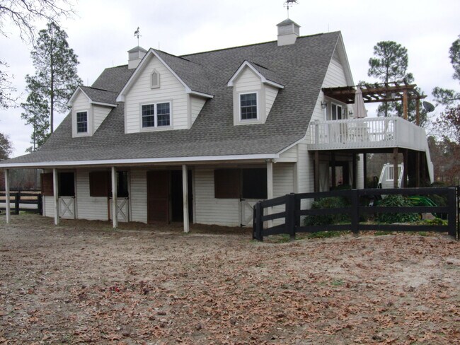 Barn Apt. in Equestrian development - 928 Shell Bluff Dr