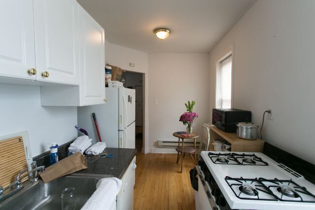 Photo - 837 W Cornelia Ave Unit S4