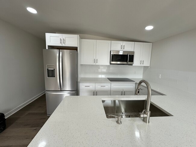 Photo - 4011 W 24th St