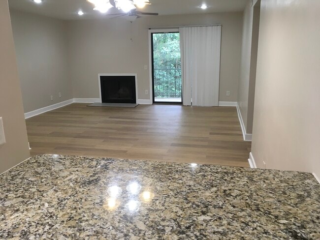 Photo - 3100 Heathstead Pl Unidad D