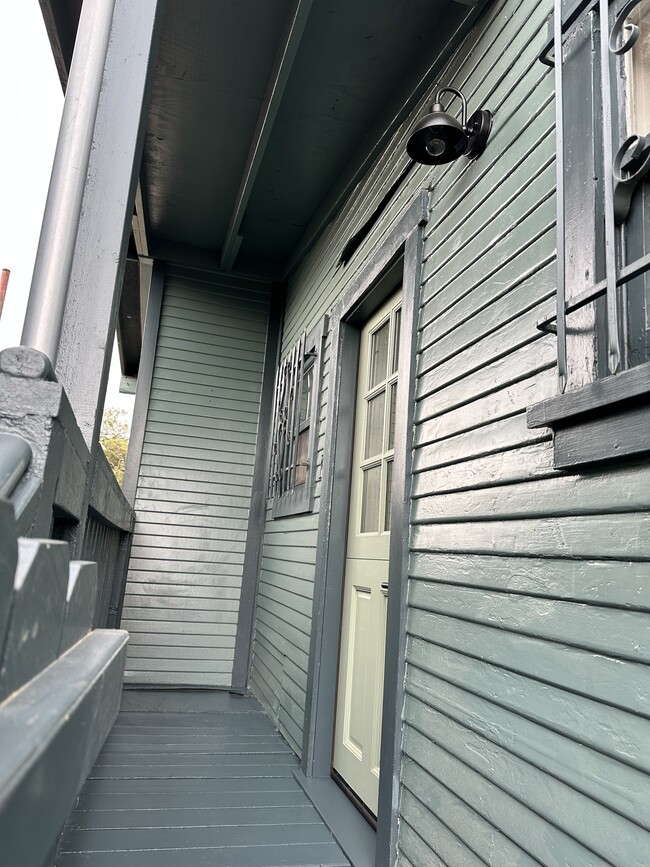 Porche privado - 1615 Shell Ave