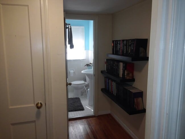 Photo - 751 Farnell Ln