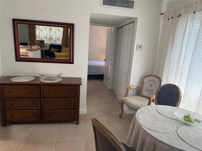 Photo - 682 Monaco Ct Unit 682