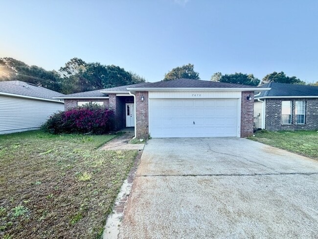 Building Photo - 2070 Catline Cir