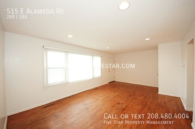 Photo - 515 E Alameda Rd