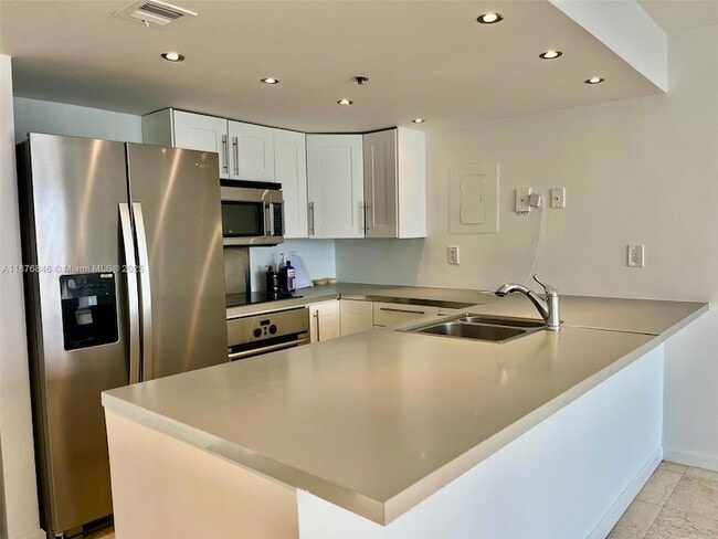 Photo - 7601 E Treasure Dr Unit 2308