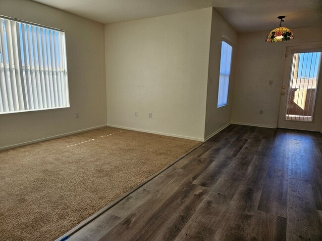 Photo - COZY 2 BEDROOM 2 BATH IN GATED SW COMMUNITY!