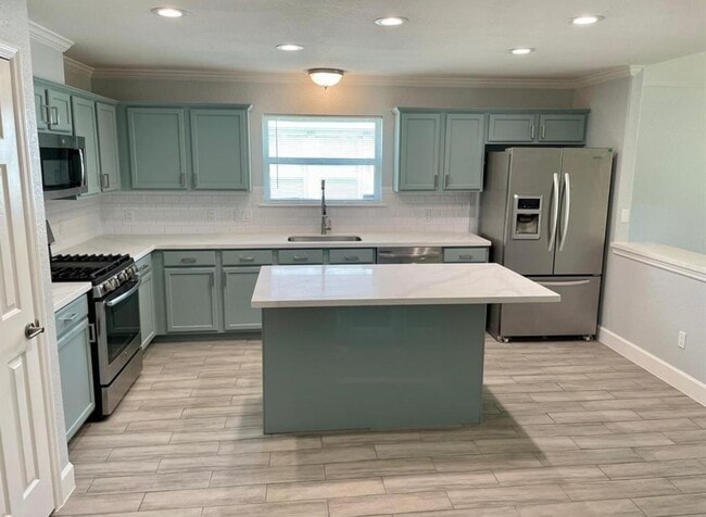 Photo - 3116 Creek Bank Ln