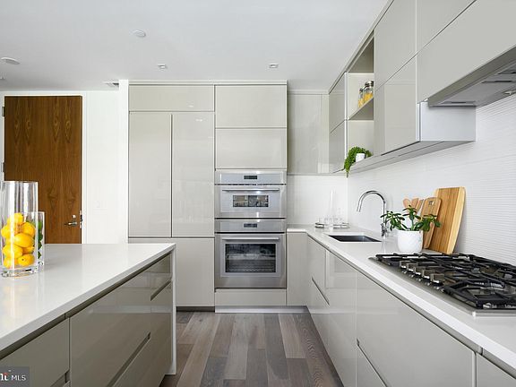 Photo - 810 O St NW Unidad 608