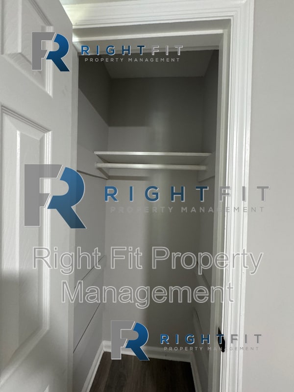 Photo - 4954 Bonnybrook Way