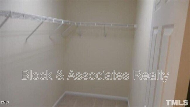 132 Linden Park Ln