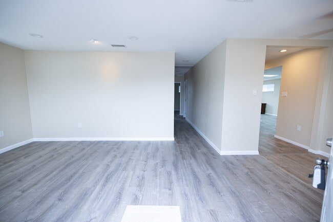 Photo - 3505 Idlewild Way