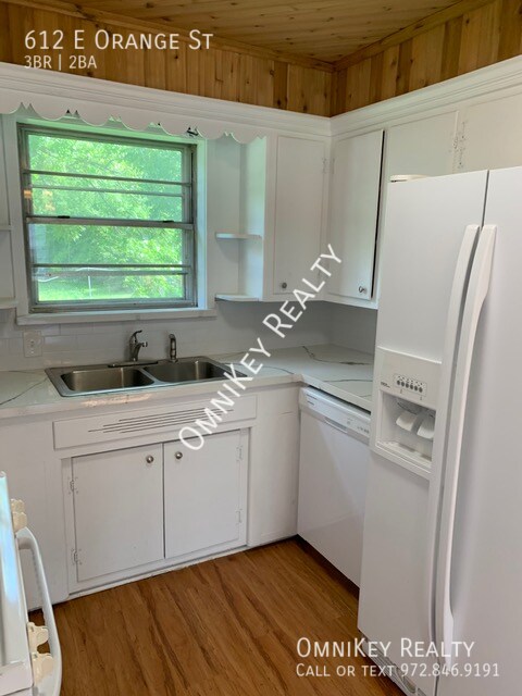 Photo - 612 E Orange St