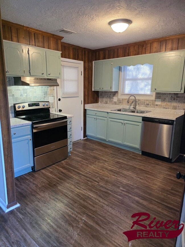 Photo - 3 Bedroom House in Hephzibah, Georgia