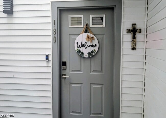 Photo - 180 Whisper Way E