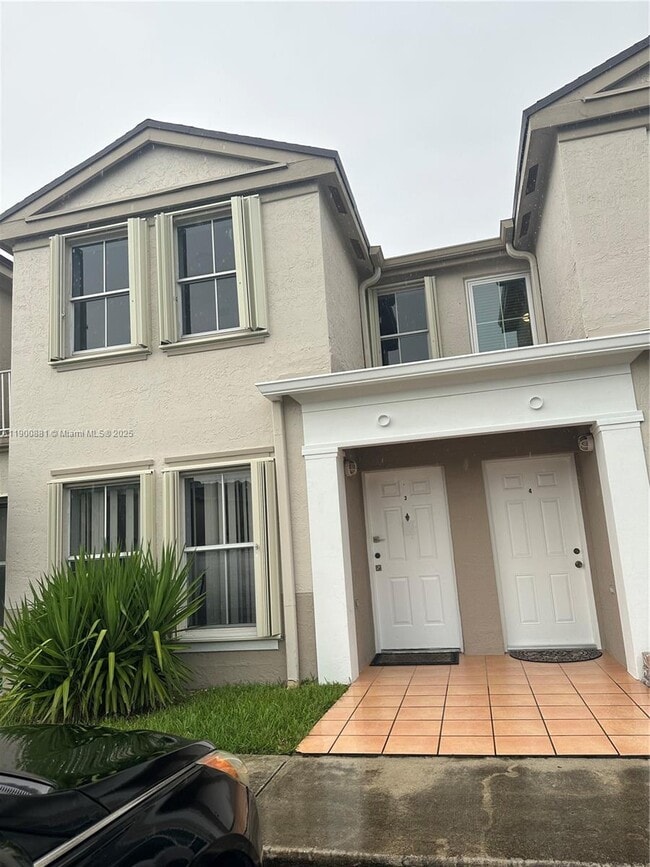 Building Photo - 9187 Fontainebleau Blvd