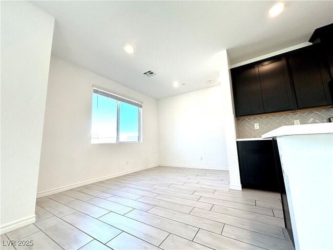 Photo - 839 Nova Heights St