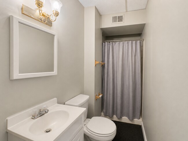 Photo - 2325 Stratford Ave Unidad 3