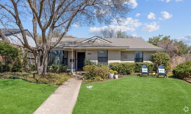 Building Photo - 8804 Larchwood Dr Rental