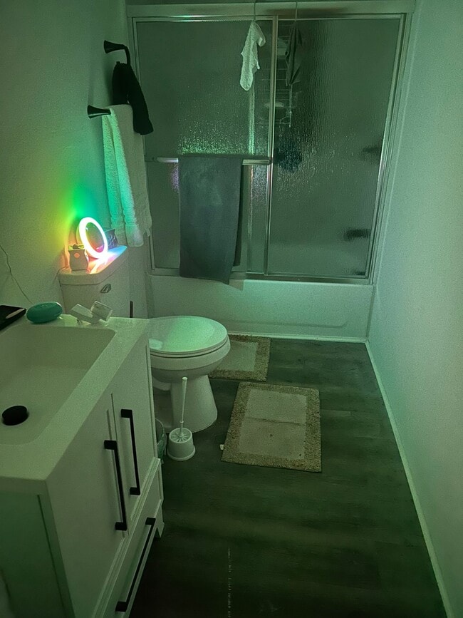 Building Photo - 511 N 7th St