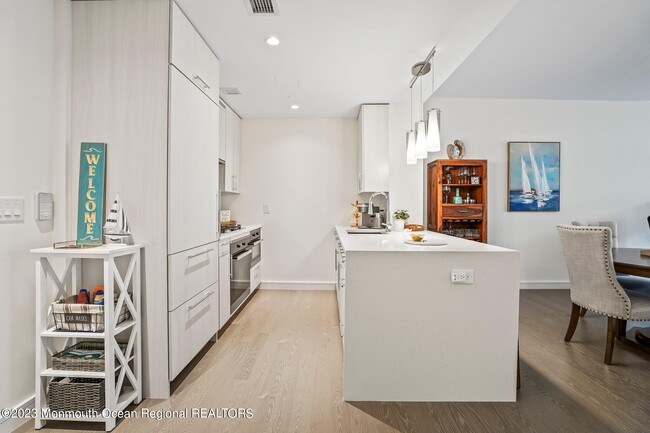 Photo - 30 Melrose Terrace Unit 203