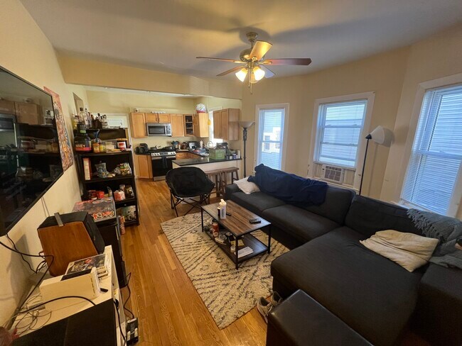 Photo - 19 Chandler St Unit 1